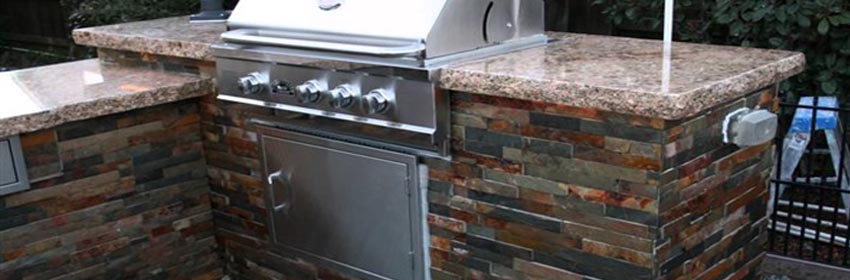 outdoor kitchen